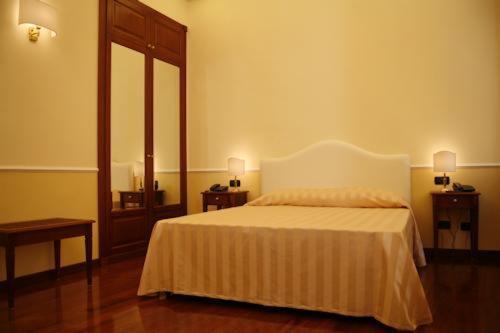 Luxury Ludovisi Rooms Roma Exterior foto
