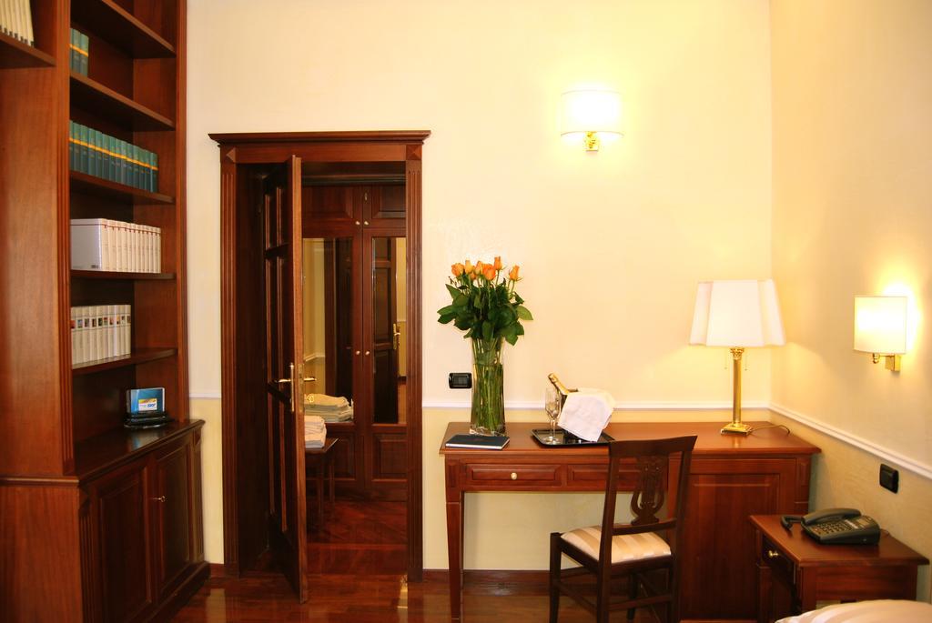 Luxury Ludovisi Rooms Roma Exterior foto