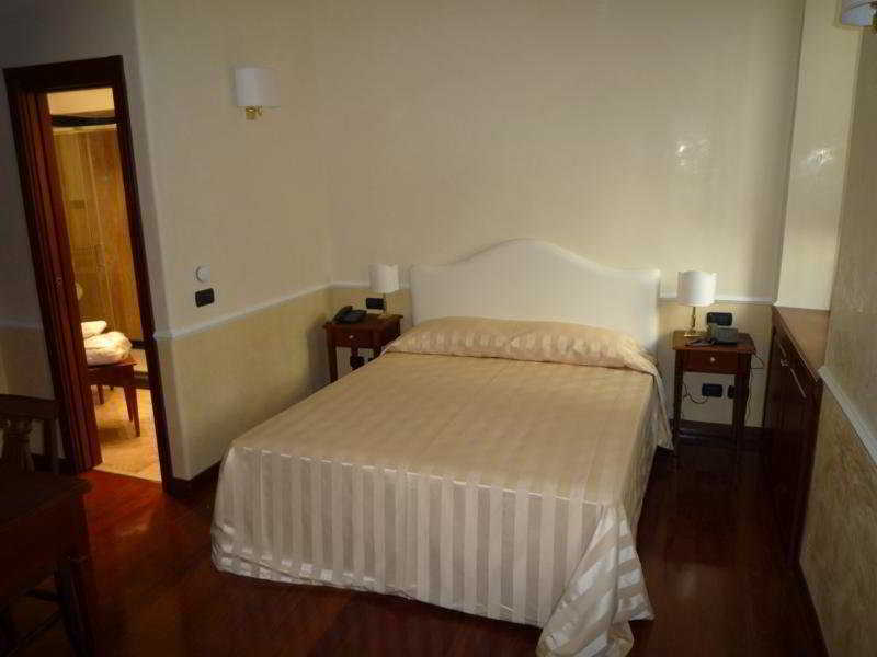 Luxury Ludovisi Rooms Roma Exterior foto